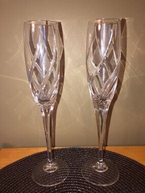 Toasting Champagne Flutes Mikasa Olympus Crystal Set of 2